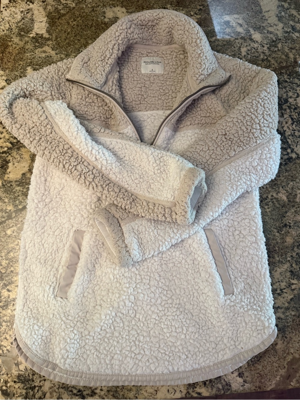 Abercrombie & Fitch Cozy Sherpa Half-Zip Pullover - Light Taupe - Small
